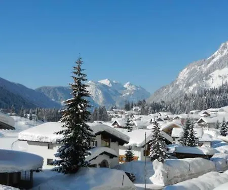 Skibase Arlberg דירה *